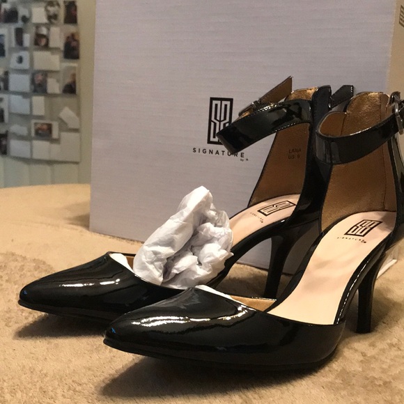 Women’s heels - Picture 2 of 2